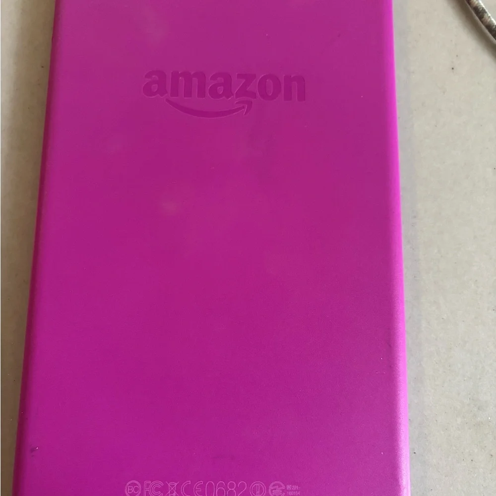 Amazon Fire Tablet Black with Fire OS and Vibrant Display